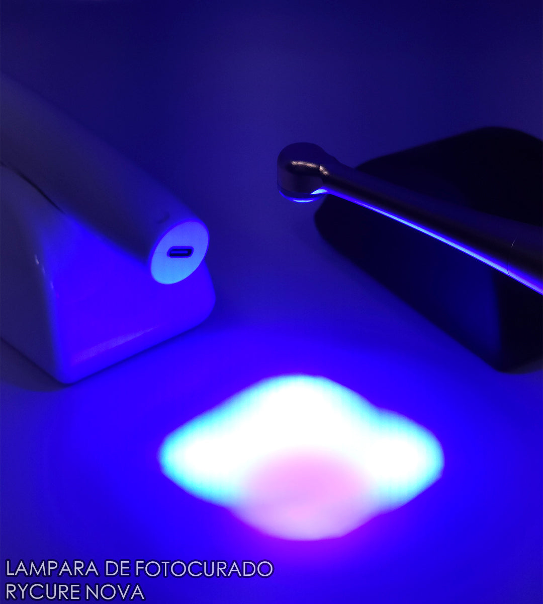 Lámpara de Fotocurado NOVA RYCURE con Detector de Caries